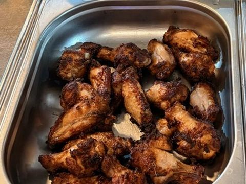 Ailes de poulet grillées au buffet du Royal Buffet