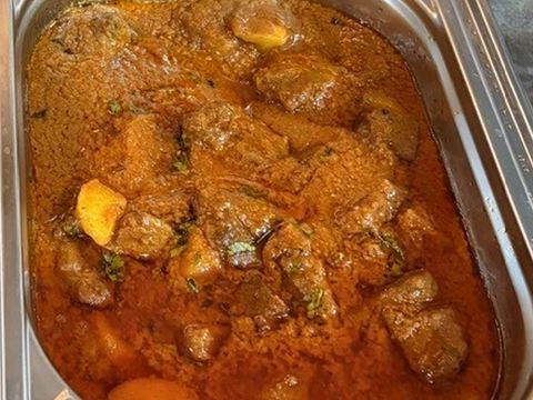 Viande aux pommes de terre au buffet du Royal Buffet